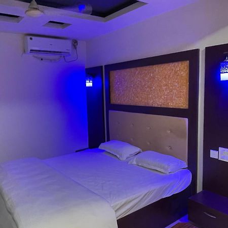 Отель Bassac Residency Changanacheri Экстерьер фото