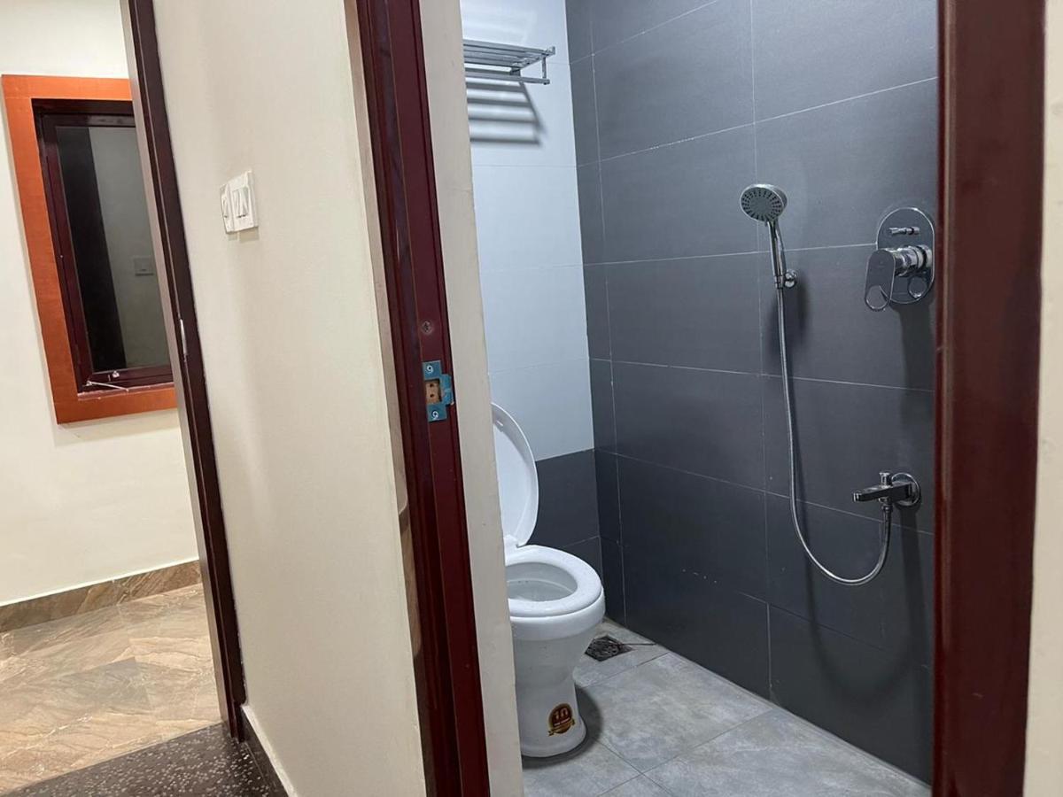 Отель Bassac Residency Changanacheri Экстерьер фото